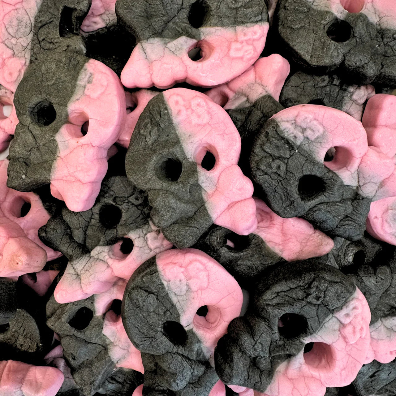 BUBS RASPBERRY & LICORICE SKULLS